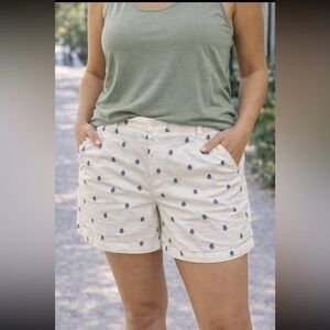 #58 Liz clariborne shorts